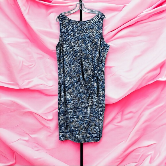 NICE+ZOE Plus Side Twist Sheath Dress - Picture 1 of 3